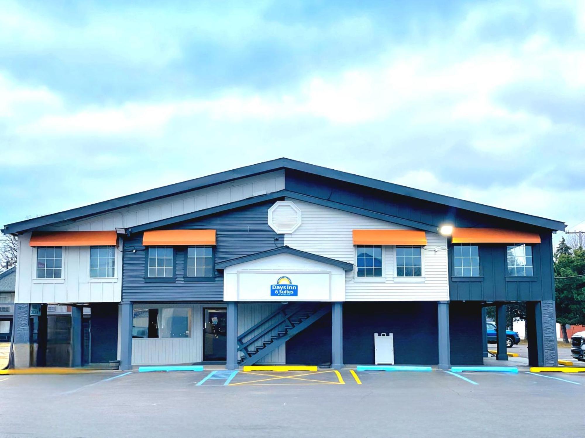 Days Inn And Suites By Wyndham Port Huron Exteriér fotografie