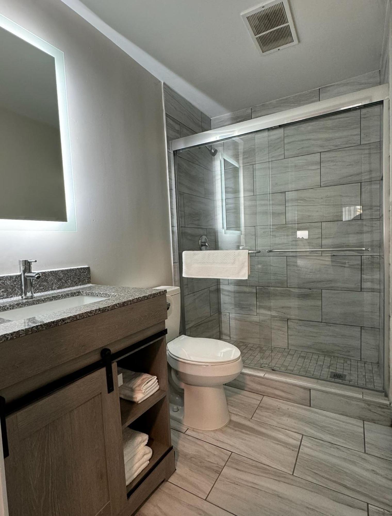 Days Inn And Suites By Wyndham Port Huron Exteriér fotografie
